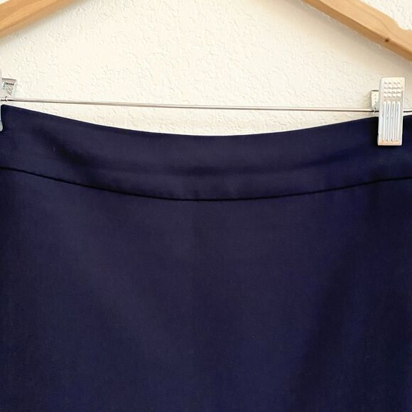 Talbots Women’s Midi Skirt Sz 14 Navy  Lined Office Career Capsule Back Vent Zip - Picture 3 of 9